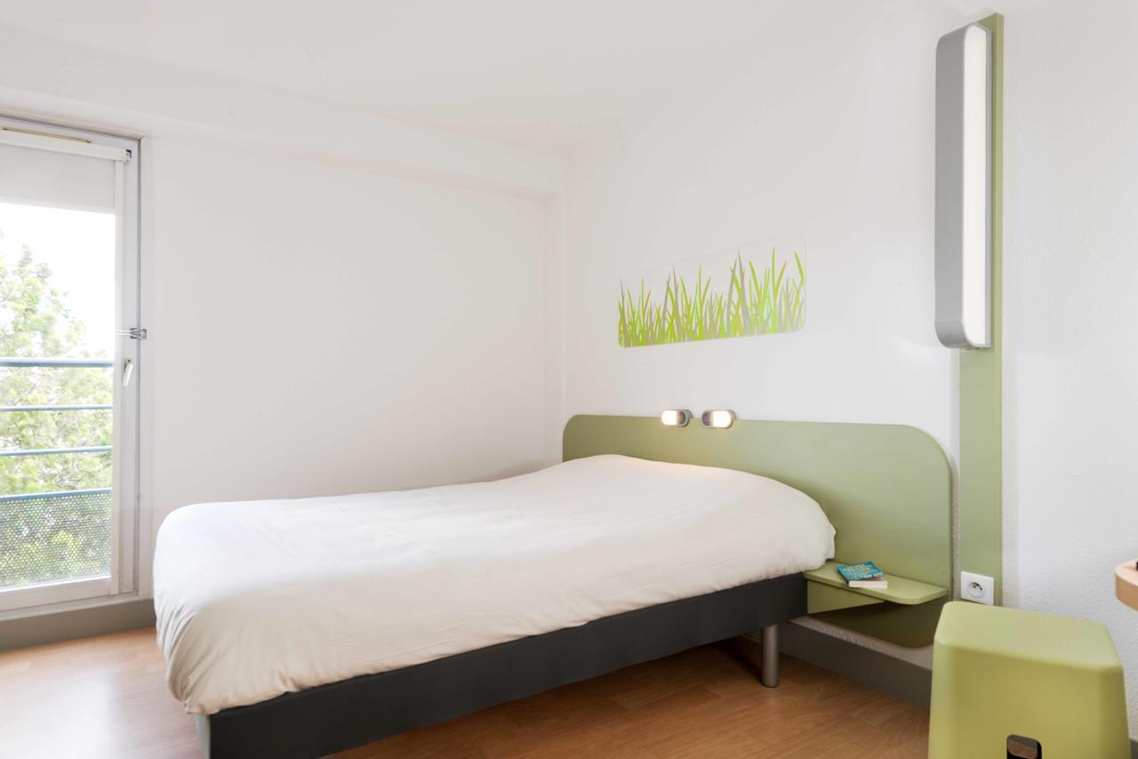 Ibis Budget Beziers Est La Giniesse Hotel Ruang foto